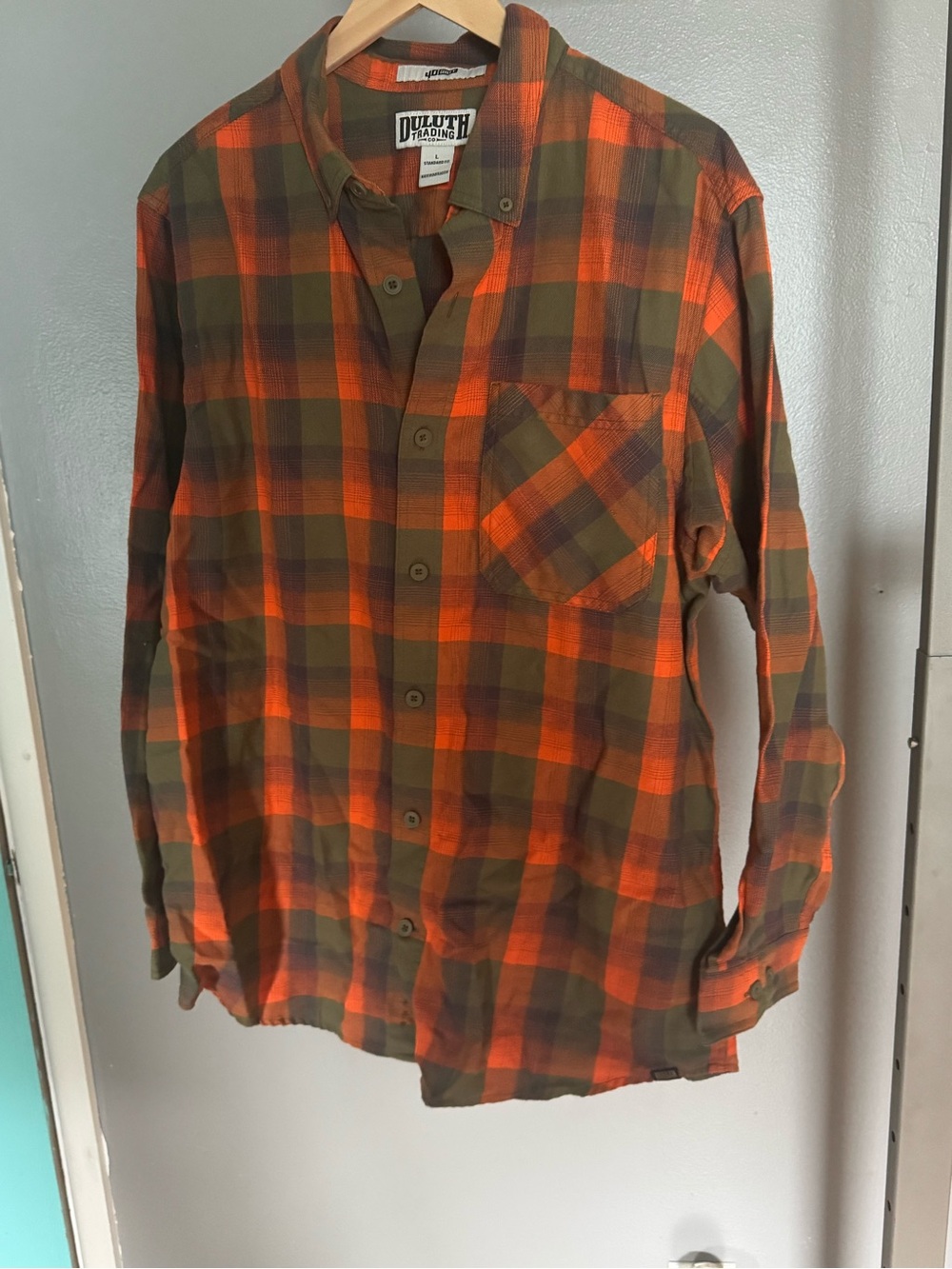 Duluth Trading Co 40 Grit Orange & Olive Plaid Long-Sleeve Flannel Shirt